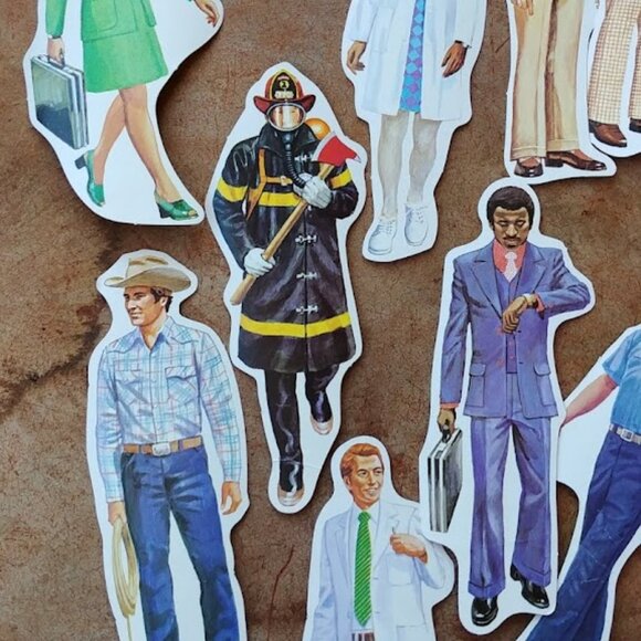 70's Era Paper Dolls - Picture 3 of 9